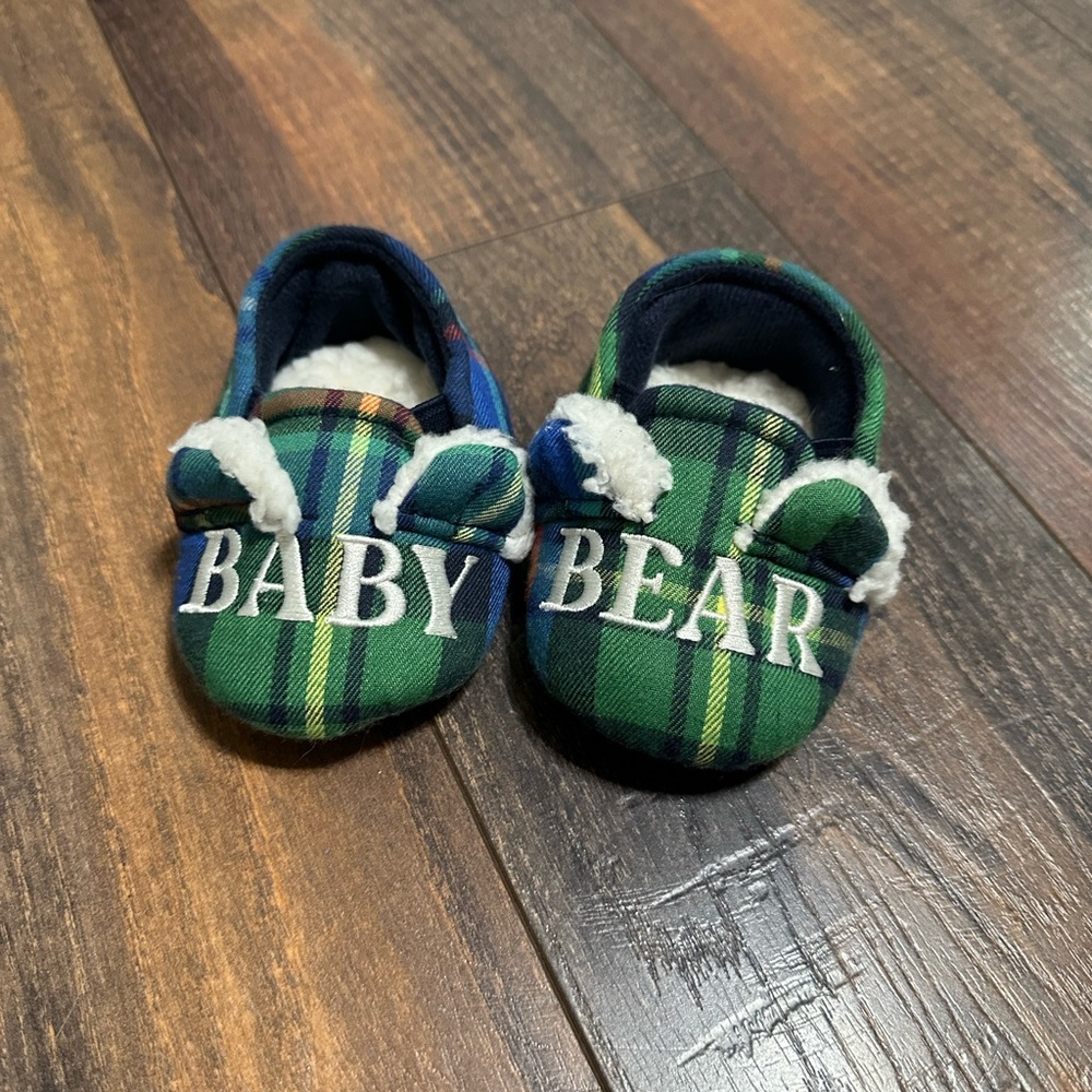 Dearfoams baby family matching slippers 3-6months